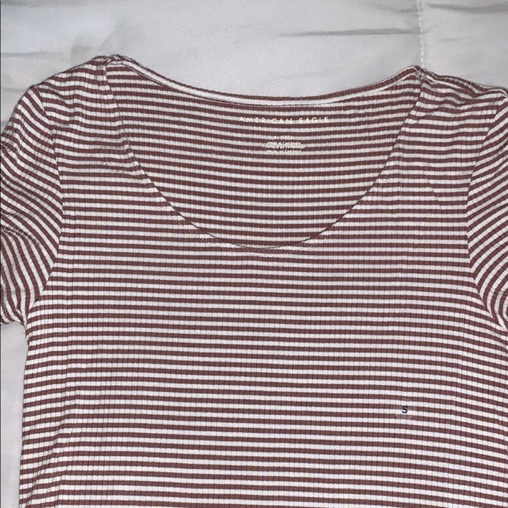 American Eagle crop top